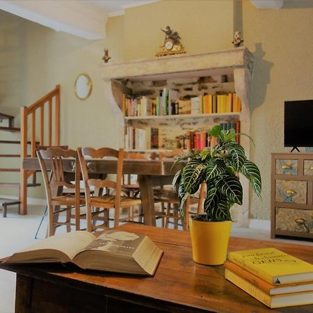 La Maison Jaune 퀴즈리 외부 사진